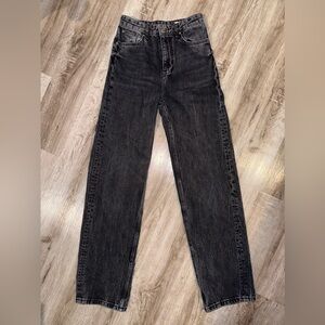 Zara Relaxed Straight Leg Jeans Washed Black size 0